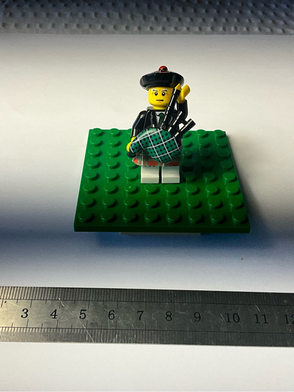 LEGO Series 7 Bagpiper Minifigure